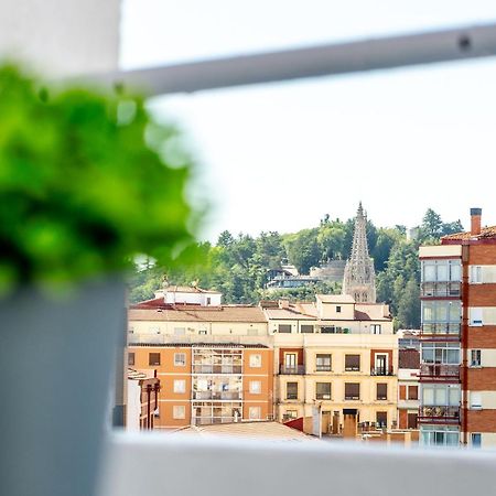 Con Vistas A La Gran Catedral Apartment Burgo Екстериор снимка